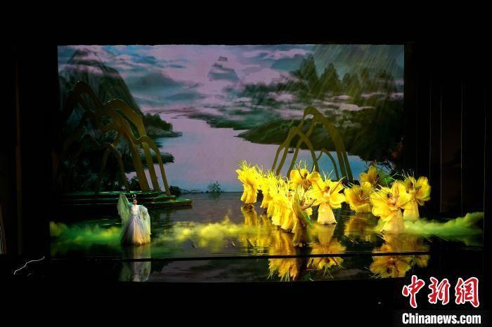 国药集团原党委委员、副总经理,上海现代制药股份有限公司原党委书记、董事长周斌接受纪律审查和监察调查